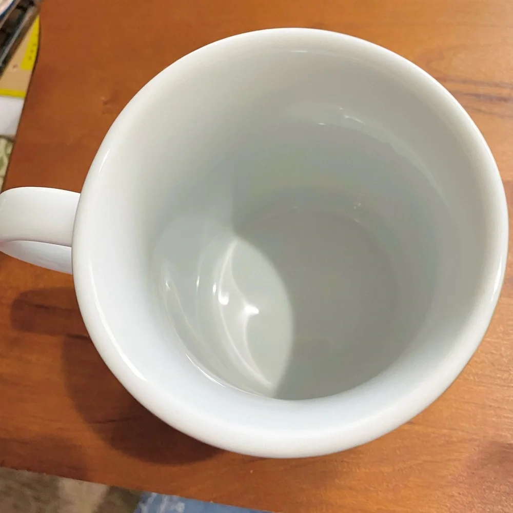 Williams Sonoma “T” Mug, Pure White with Gold Rims and Letter. NWOT Beautiful